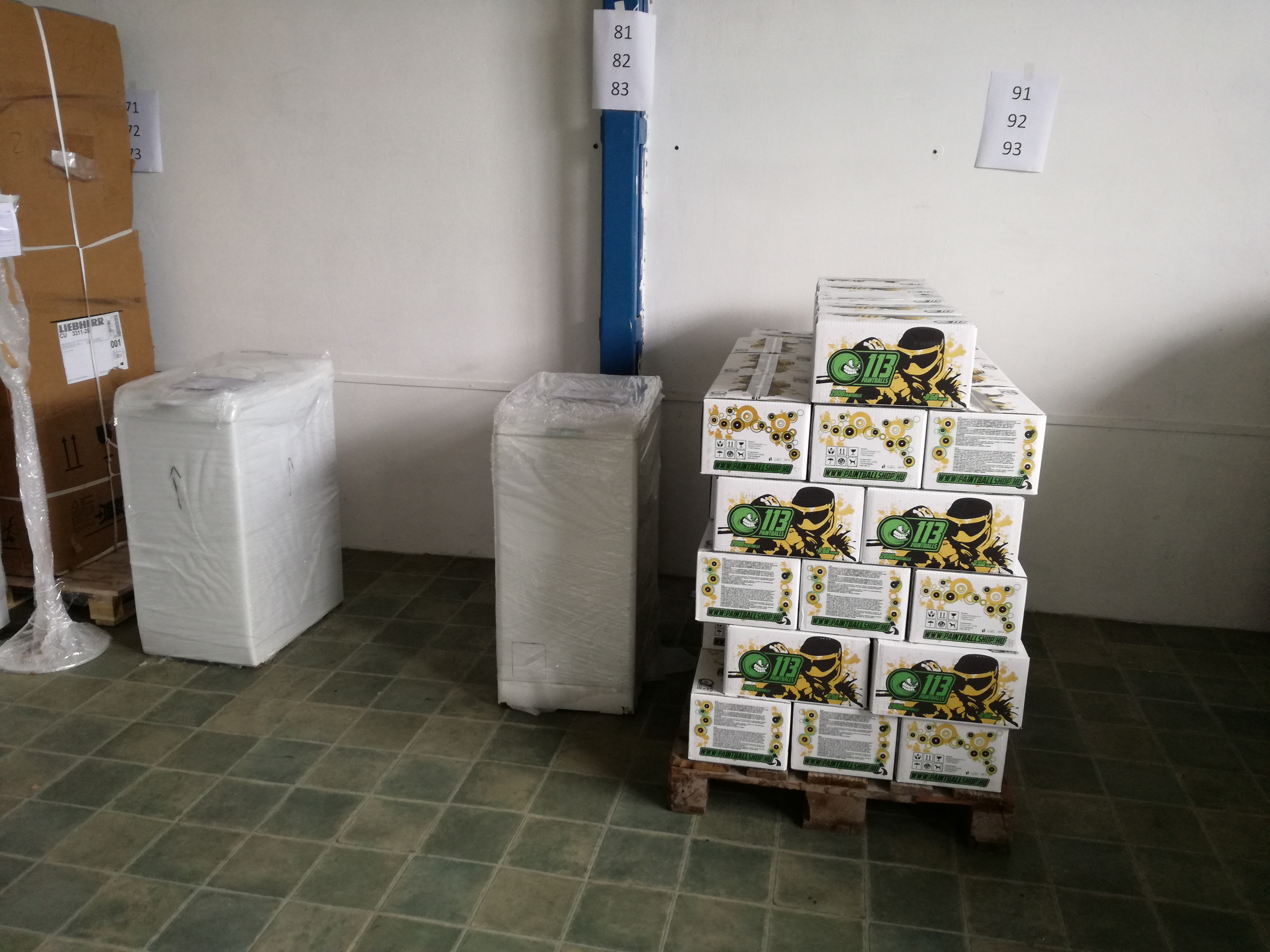 Raklapos áru kiszállítás előtt